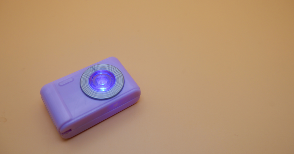 why should i buy a mini digital camera? best mini digital camera reviews and price
